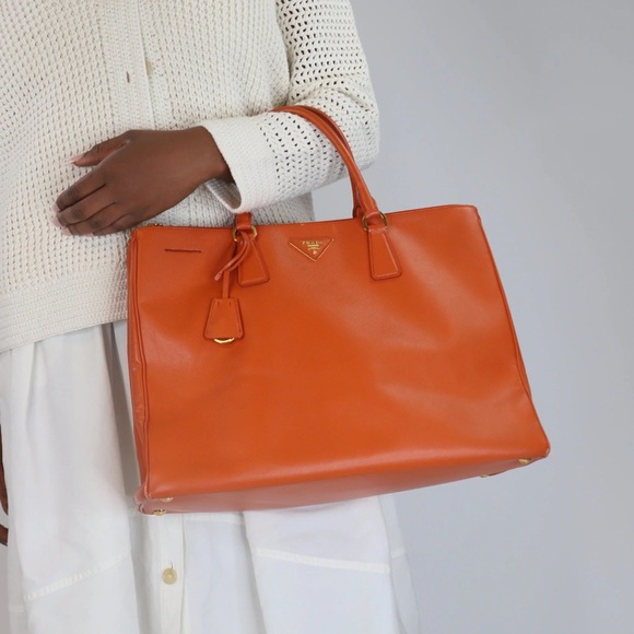 PRADA💎Large Galleria Double Zip Tote Handbag Saffiano Leather💎Papaya Orange💎 - Picture 4 of 17